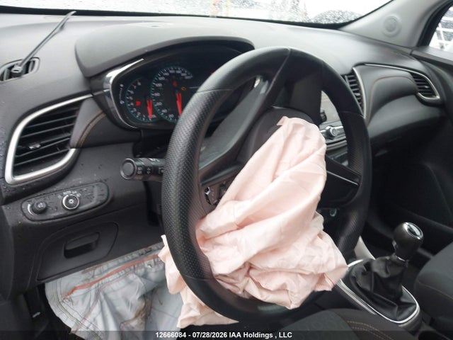 3GNCJKSB7KL366667 Chevrolet TRAX LS