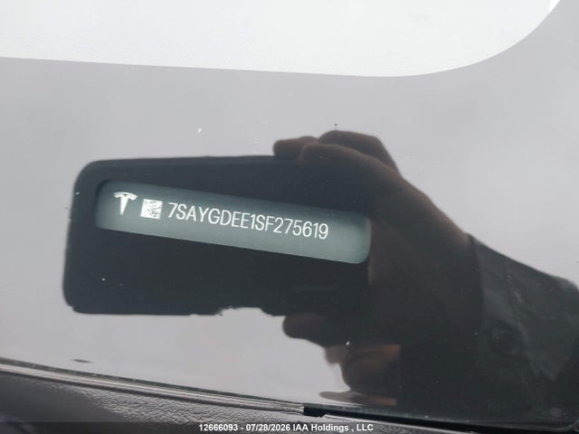 2025 Tesla Model Y მანქანა იყიდება აუქციონზე, vin: 7SAYGDEE1SF275619, აუქციონის ნომერი: 12666093