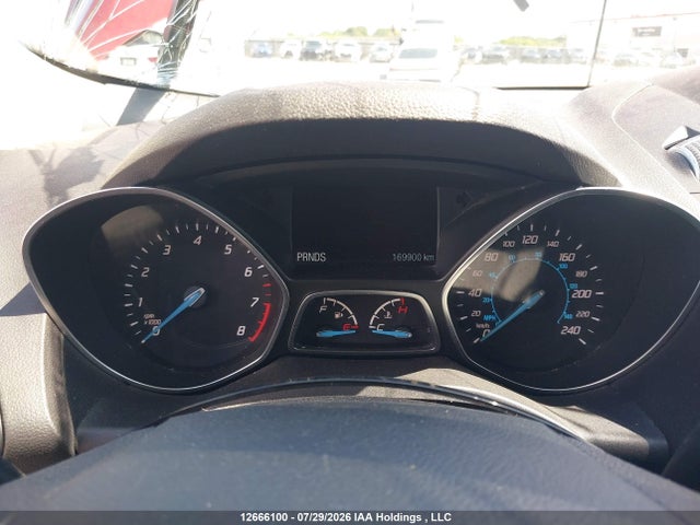 2015 Ford Escape Se მანქანა იყიდება აუქციონზე, vin: 1FMCU0GX6FUC52093, აუქციონის ნომერი: 12666100