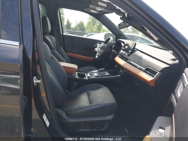 JA4T5VA92PZ611351 Mitsubishi OUTLANDER PHEV