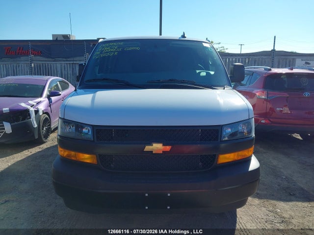 2026 Chevrolet Express G2500 მანქანა იყიდება აუქციონზე, vin: 1GCWGAFP2T1255523, აუქციონის ნომერი: 12666116