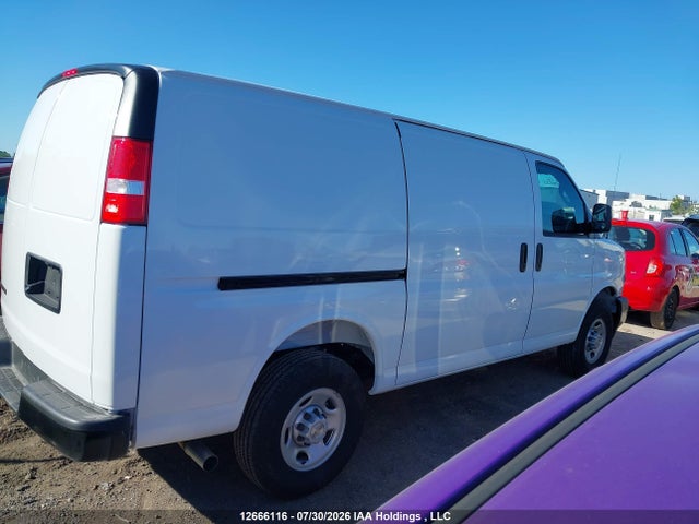 2026 Chevrolet Express G2500 მანქანა იყიდება აუქციონზე, vin: 1GCWGAFP2T1255523, აუქციონის ნომერი: 12666116