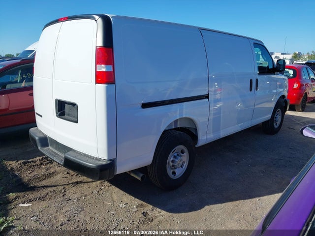 2026 Chevrolet Express G2500 მანქანა იყიდება აუქციონზე, vin: 1GCWGAFP2T1255523, აუქციონის ნომერი: 12666116