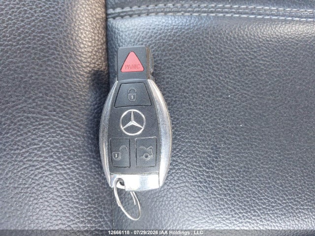 2011 Mercedes-benz Gl 350 Bluetec მანქანა იყიდება აუქციონზე, vin: 4JGBF2FE1BA627336, აუქციონის ნომერი: 12666118