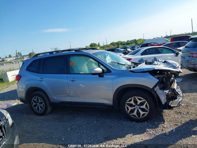 JF2SKEGC6KH402305 Subaru Forester Premium