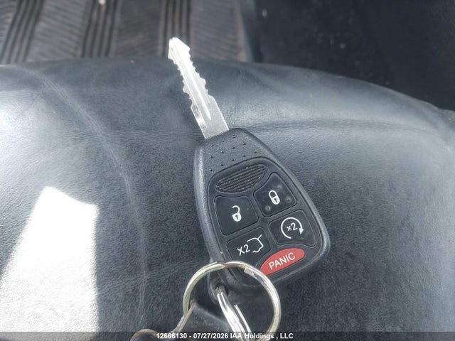 Продажа на аукционе авто 2013 Chrysler 200, vin: 1C3CCBCGXDN553972, номер лота: 12666130