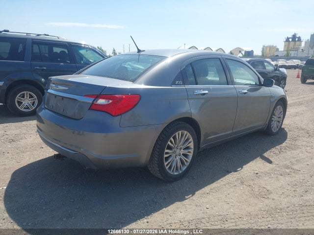 Продажа на аукционе авто 2013 Chrysler 200, vin: 1C3CCBCGXDN553972, номер лота: 12666130