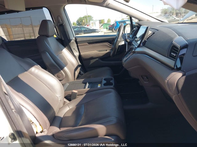 Honda Odyssey Touring 2019 5FNRL6H80KB500952 Image 5