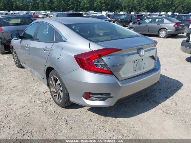 Honda CIVIC EX 2017 2HGFC2F83HH040589 Image 3