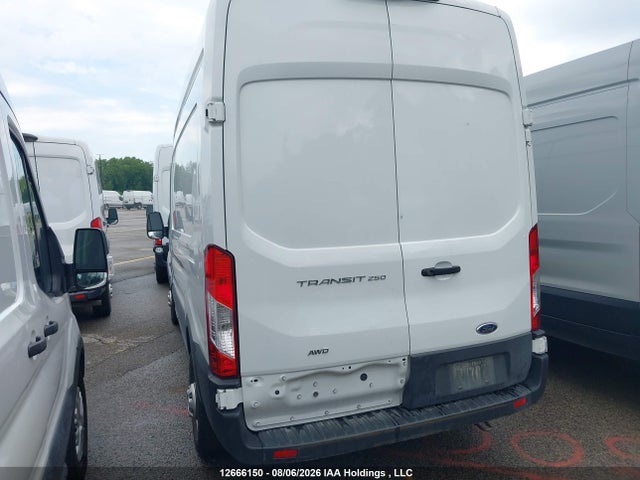 Ford Transit T-250 2023 1FTBR2X8XPKB76378 Image 3