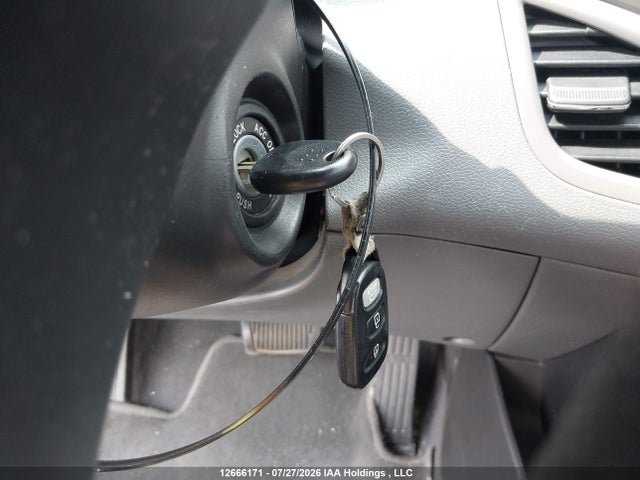 12666171 :رقم المزاد ، 5NPDH4AE1DH340164 vin ، 2013 Hyundai Elantra مزاد بيع