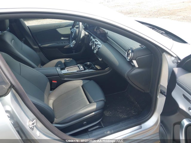 W1K5J4HB9TN574576 Mercedes-Benz CLA 250 4MATIC