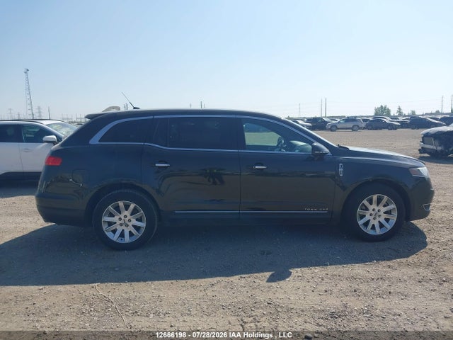 Lincoln Mkt Livery 2014 2LMHJ5NK6EBL55901 Image 13