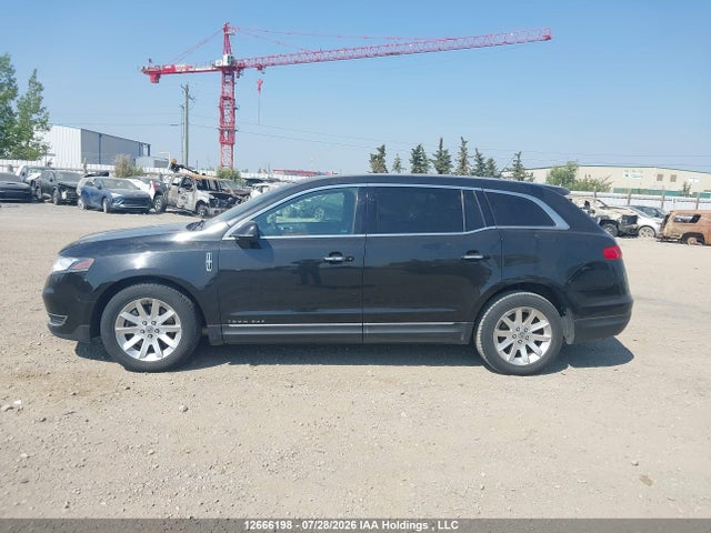 Lincoln Mkt Livery 2014 2LMHJ5NK6EBL55901 Image 14