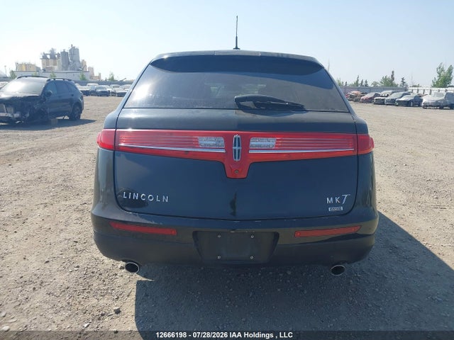 Lincoln Mkt Livery 2014 2LMHJ5NK6EBL55901 Image 16