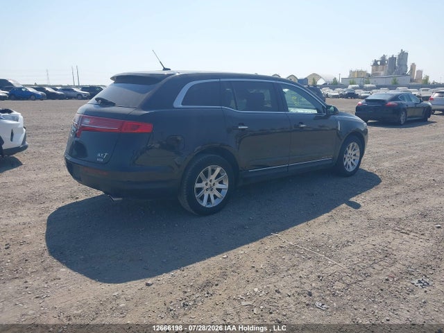 Lincoln Mkt Livery 2014 2LMHJ5NK6EBL55901 Image 4
