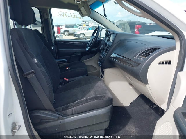 2C4RDGBG5HR885067 Dodge Grand Caravan Se