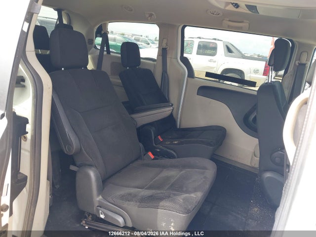 2C4RDGBG5HR885067 Dodge Grand Caravan Se