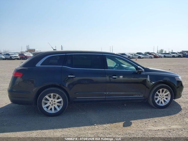 Lincoln Mkt Livery 2015 2LMHJ5NK7FBL01590 Image 13