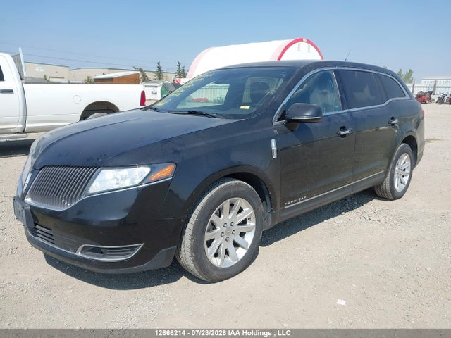 Lincoln Mkt Livery 2015 2LMHJ5NK7FBL01590 Image 2