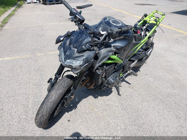 12666219 :رقم المزاد ، ML5ZRDF1XNDA55900 vin ، 2022 Kawasaki Z900 مزاد بيع