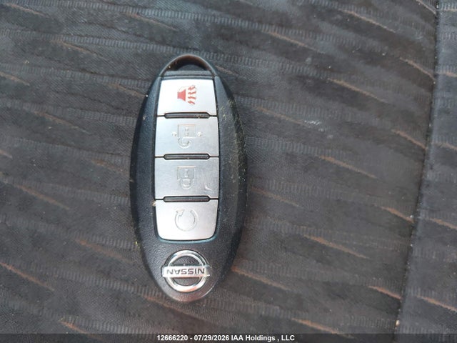 5N1AT2MV3HC773824 Nissan Rogue Sv/sl