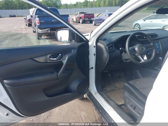 5N1AT2MV3HC773824 Nissan Rogue Sv/sl