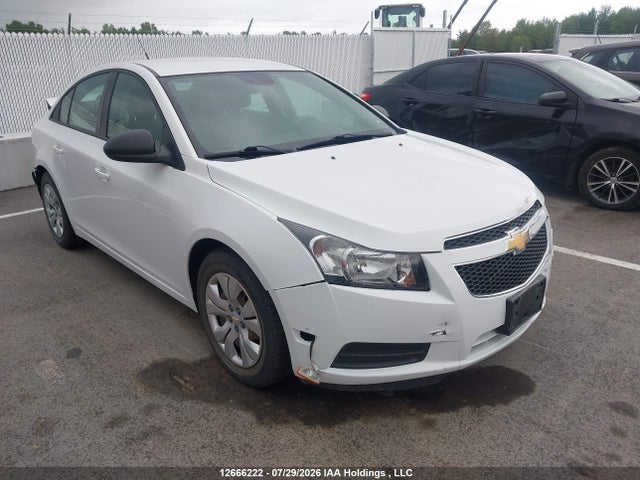 12666222 :رقم المزاد ، 1G1PL5SH4D7311961 vin ، 2013 Chevrolet Cruze Ls مزاد بيع