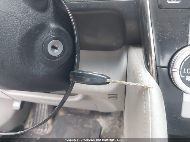 2013 Toyota Camry მანქანა იყიდება აუქციონზე, vin: 4T1BF1FK2DU284909, აუქციონის ნომერი: 12666278