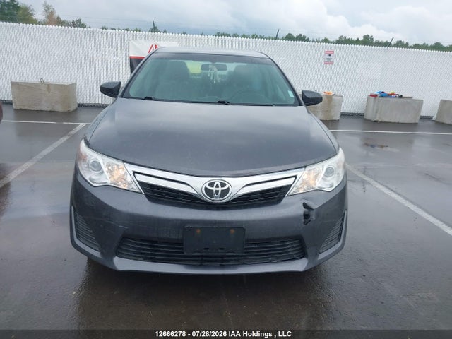 2013 Toyota Camry მანქანა იყიდება აუქციონზე, vin: 4T1BF1FK2DU284909, აუქციონის ნომერი: 12666278
