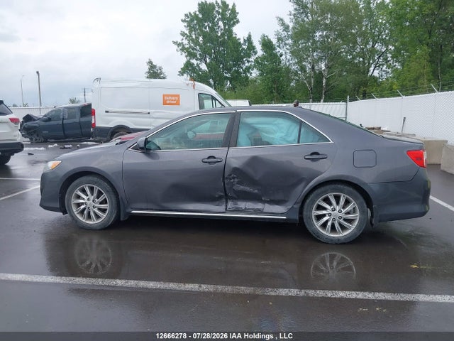 2013 Toyota Camry მანქანა იყიდება აუქციონზე, vin: 4T1BF1FK2DU284909, აუქციონის ნომერი: 12666278