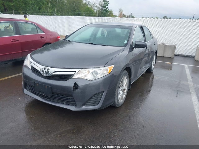 2013 Toyota Camry მანქანა იყიდება აუქციონზე, vin: 4T1BF1FK2DU284909, აუქციონის ნომერი: 12666278