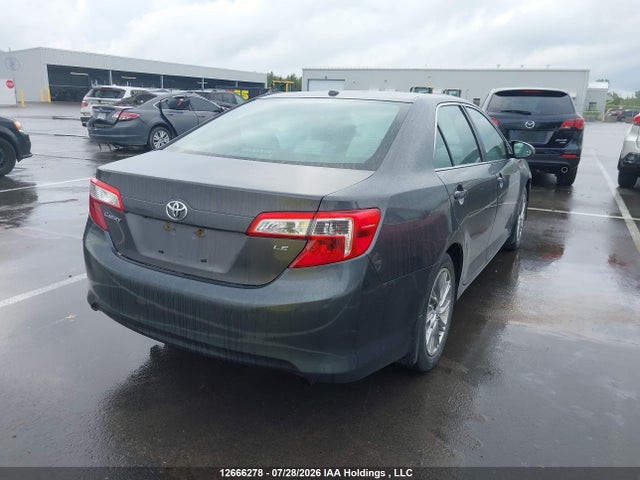 2013 Toyota Camry მანქანა იყიდება აუქციონზე, vin: 4T1BF1FK2DU284909, აუქციონის ნომერი: 12666278