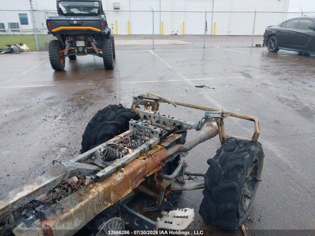 Can-Am Outlander X Mr 1000r 2023 3JBLWAX43PJ000791 Image 8