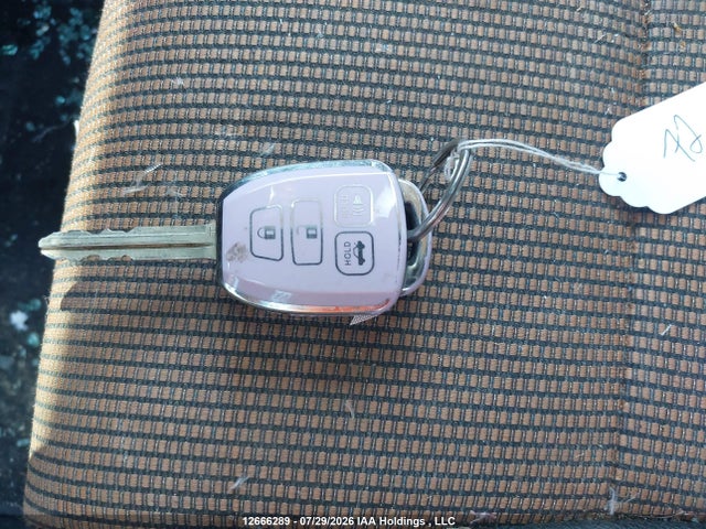 12666289 :رقم المزاد ، 2T1BURHE1FC302171 vin ، 2015 Toyota Corolla L/le/le Pls/prm/s/s Pls مزاد بيع