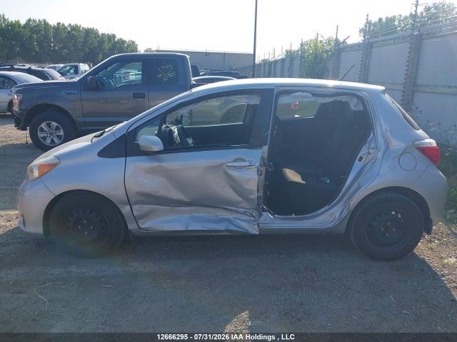 Продажа на аукционе авто 2014 Toyota Yaris, vin: VNKKTUD31EA014008, номер лота: 12666295