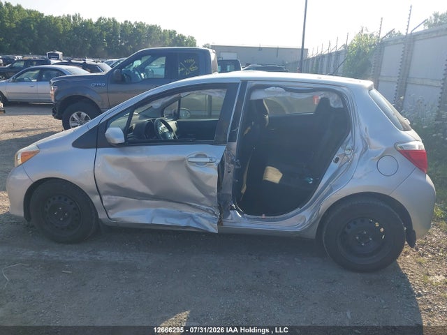 Продажа на аукционе авто 2014 Toyota Yaris, vin: VNKKTUD31EA014008, номер лота: 12666295