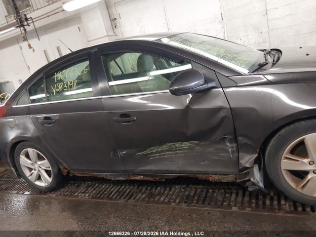 1G1P75SZ9E7283198 Chevrolet Cruze