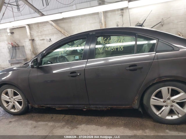 1G1P75SZ9E7283198 Chevrolet Cruze