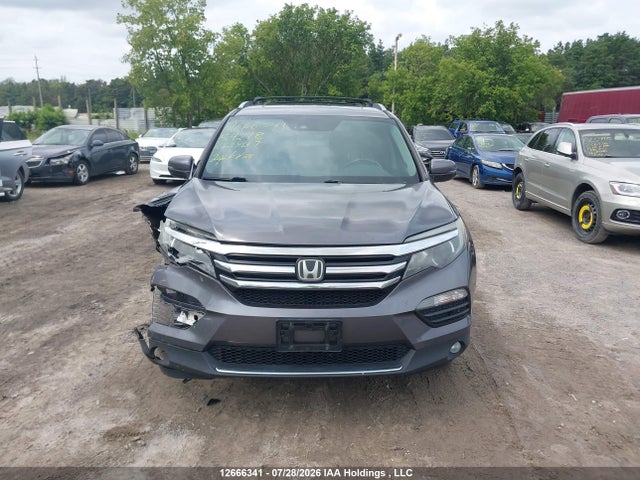 Honda Pilot Touring 2016 5FNYF6H98GB504248 Image 13