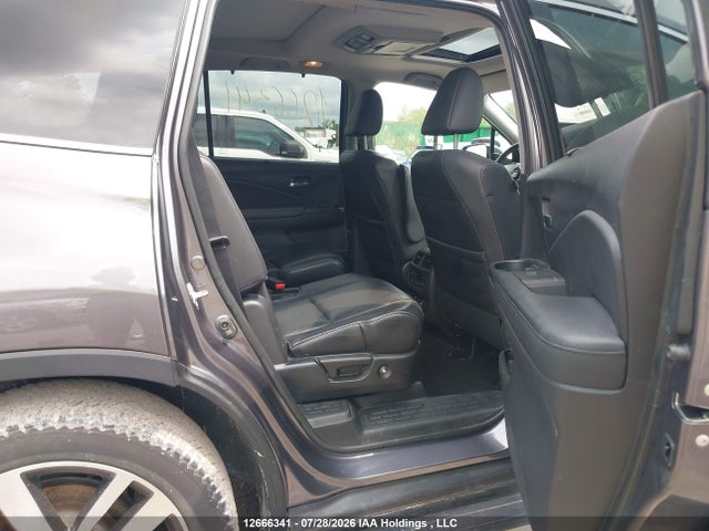 Honda Pilot Touring 2016 5FNYF6H98GB504248 Image 8