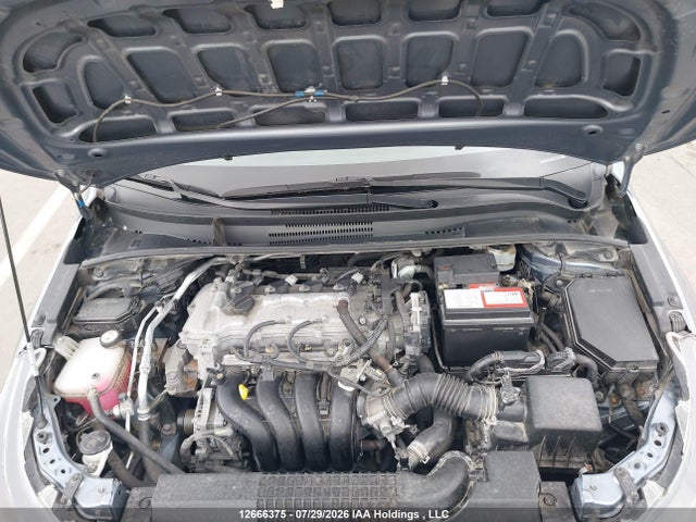 5YFBPRBE4LP141889 Toyota COROLLA LE
