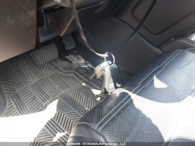 Продажа на аукционе авто 2019 Honda Cr-v Exl, vin: 2HKRW2H88KH139665, номер лота: 12666388