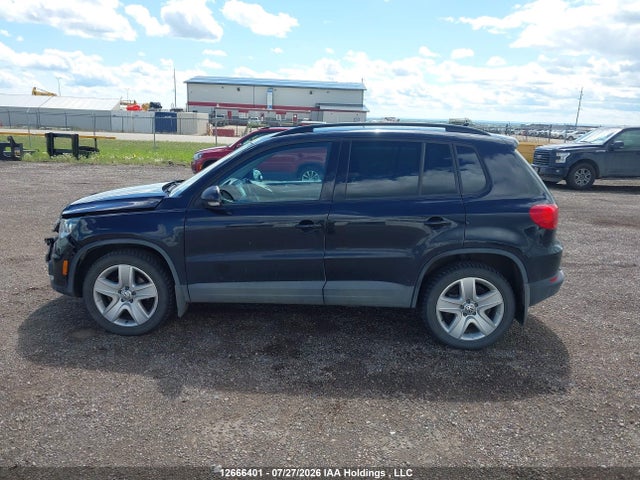 Aukcja sprzedaży 2016 Volkswagen Tiguan Comfortline/highline/special Edition, vin: WVGJV7AX8GW055843, numer aukcji: 12666401