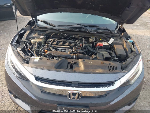 Honda Civic Touring 2016 2HGFC1F97GH101640 Image 9