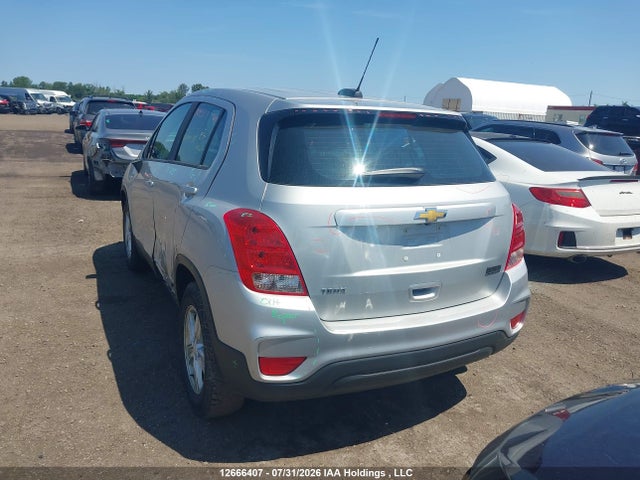 Chevrolet TRAX LS 2019 3GNCJKSB4KL203586 Image 3