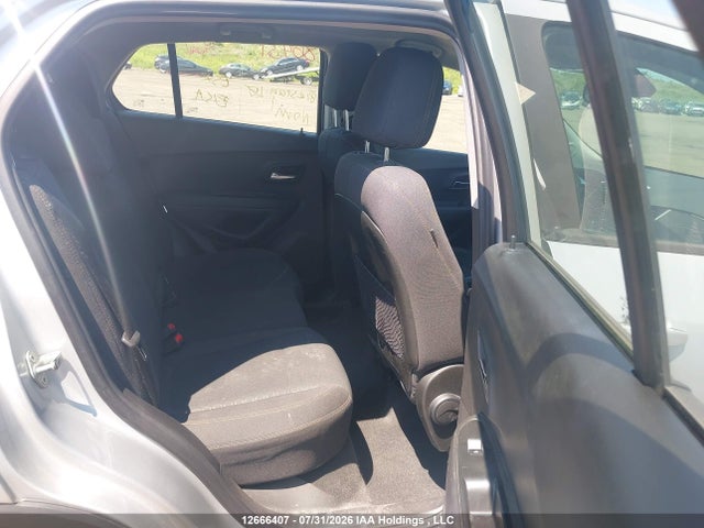 Chevrolet TRAX LS 2019 3GNCJKSB4KL203586 Image 8