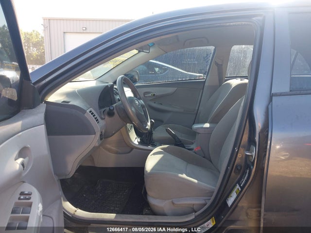 2010 Toyota Corolla Ce მანქანა იყიდება აუქციონზე, vin: 2T1BU4EE8AC414496, აუქციონის ნომერი: 12666417