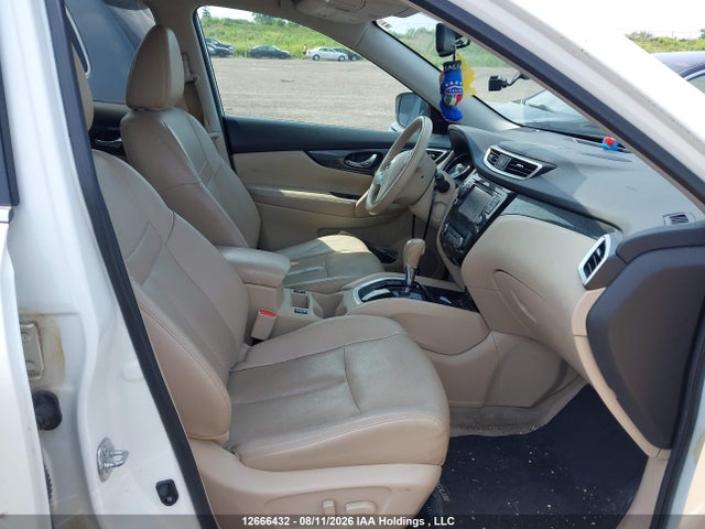 5N1AT2MV6FC901812 Nissan Rogue S/sl/sv