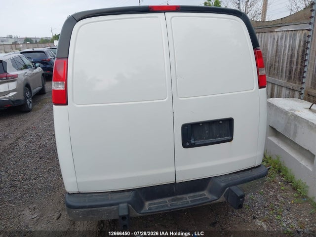 GMC SAVANA CARGO VAN 2017 1GTW7BFF4H1133251 Image 16